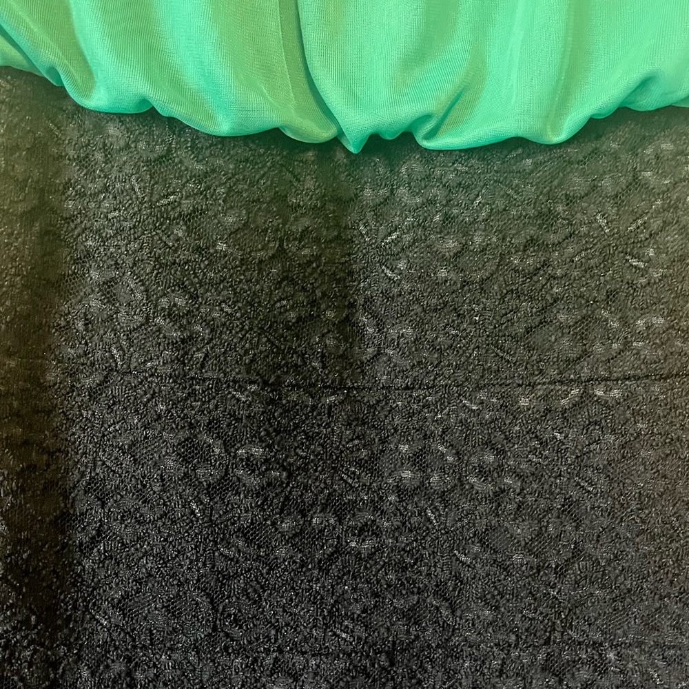 Dress - Picture 3 of 5